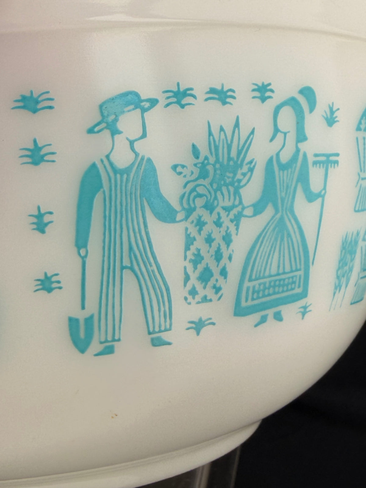 Pyrex Butterprint Mixing Bowl 2 1/2 quarts 403