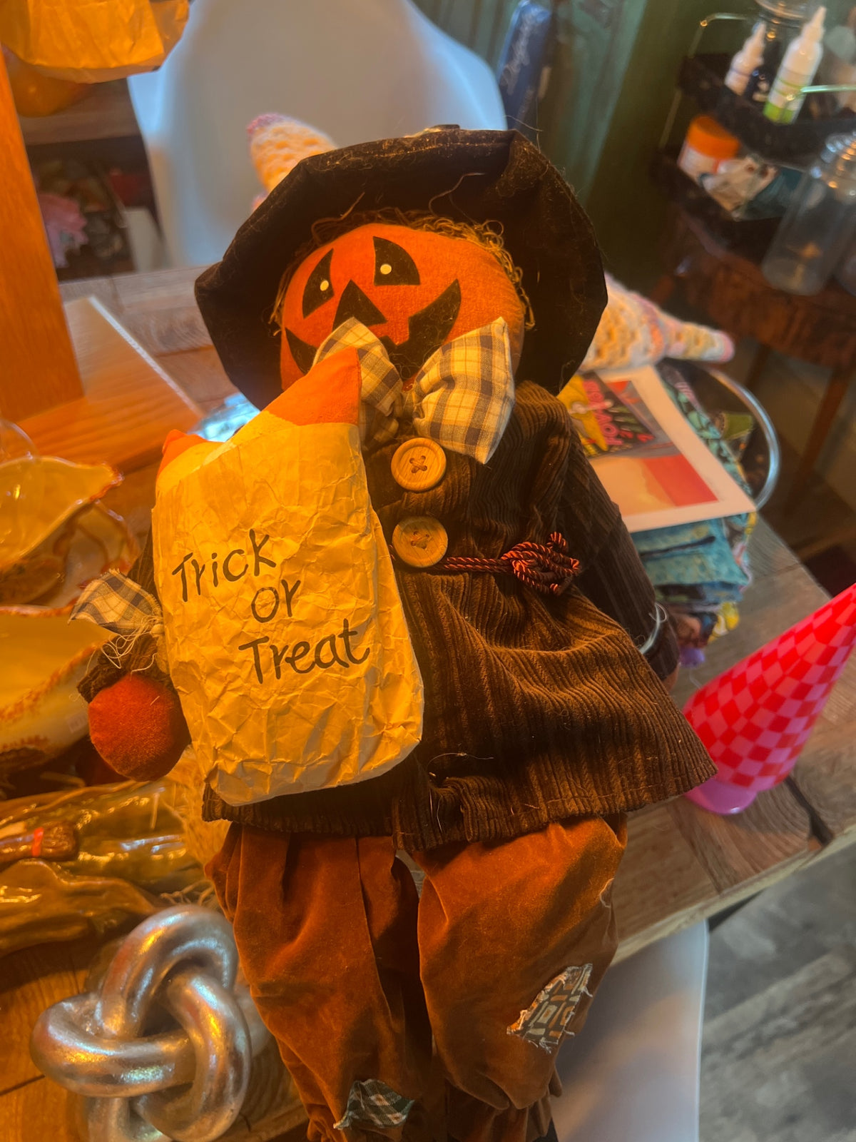 Holiday scarecrow 