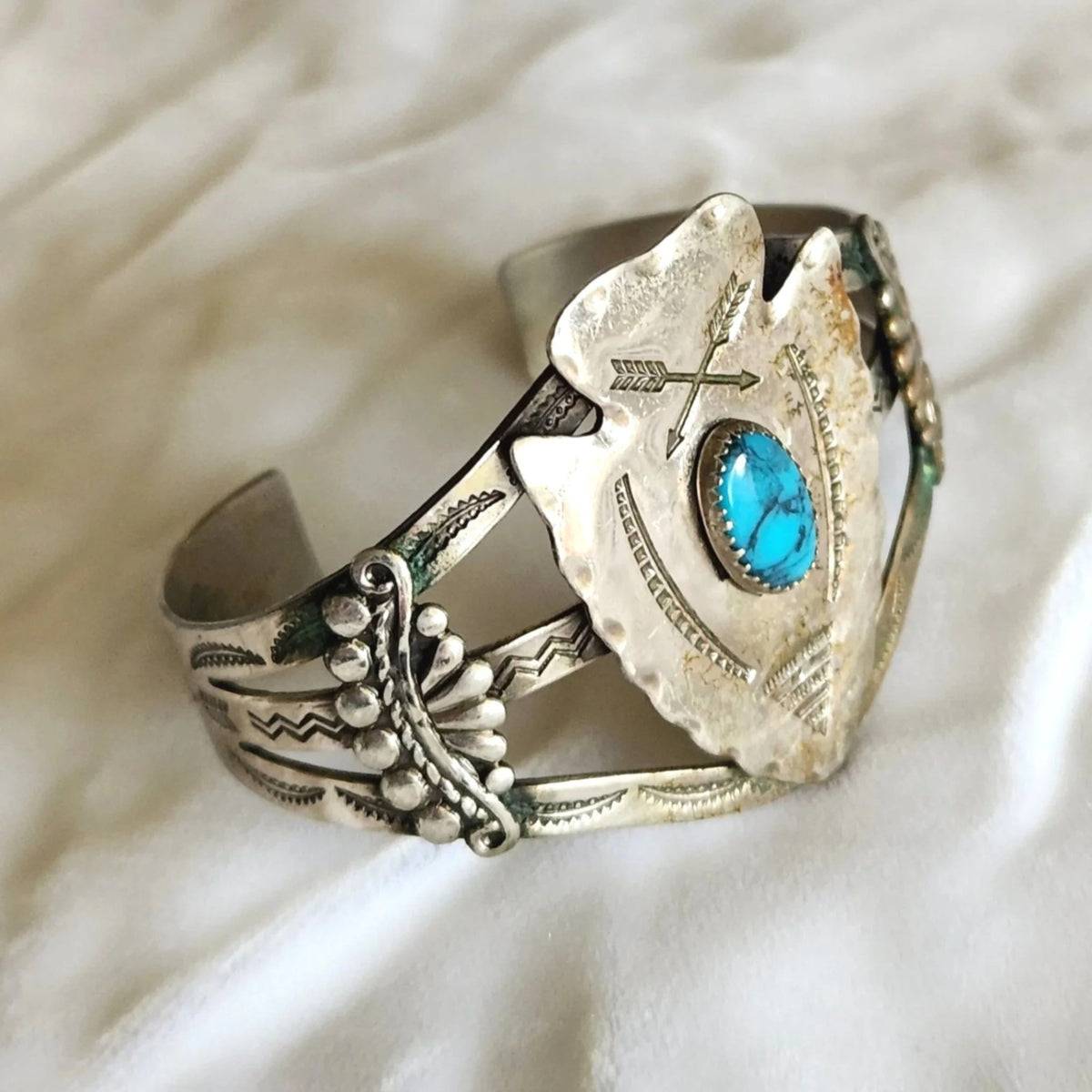 1960s Bell Trading Post Nickel Silver & Faux Turquoise Arrowhead Bracelet