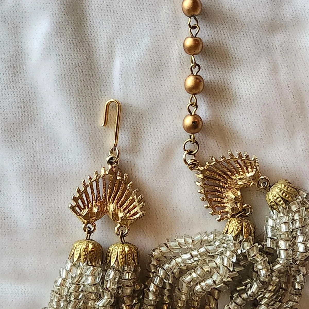 1950s Silver Foiled Glass Angle Cut Tube Bead Bib Necklace - 12 Strands