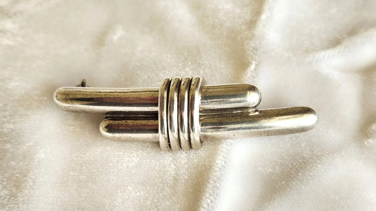 1980s Modernist Mexican Sterling Silver Tied Bars Brooch