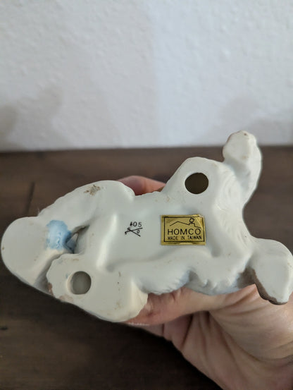 Vtg. Enesco Playful.Puppy Fogurine