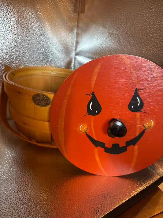 Basket with liner