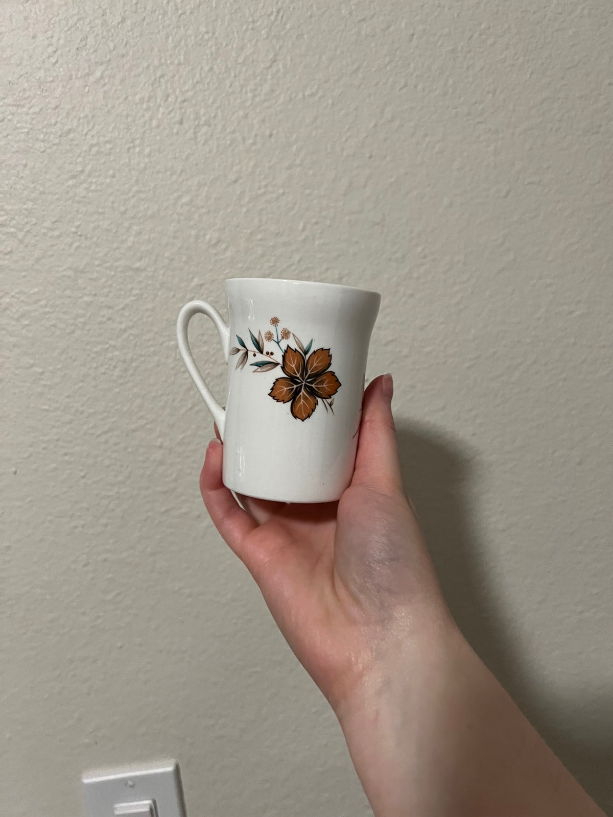 Vintage Windsor Autumn Leaf Bone China Cup