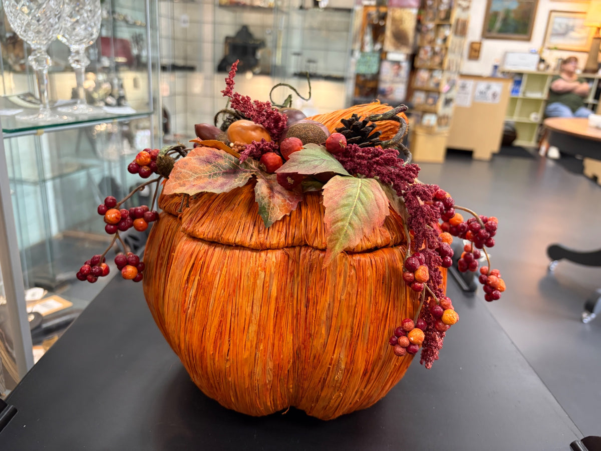 Med Pumpkin Basket
