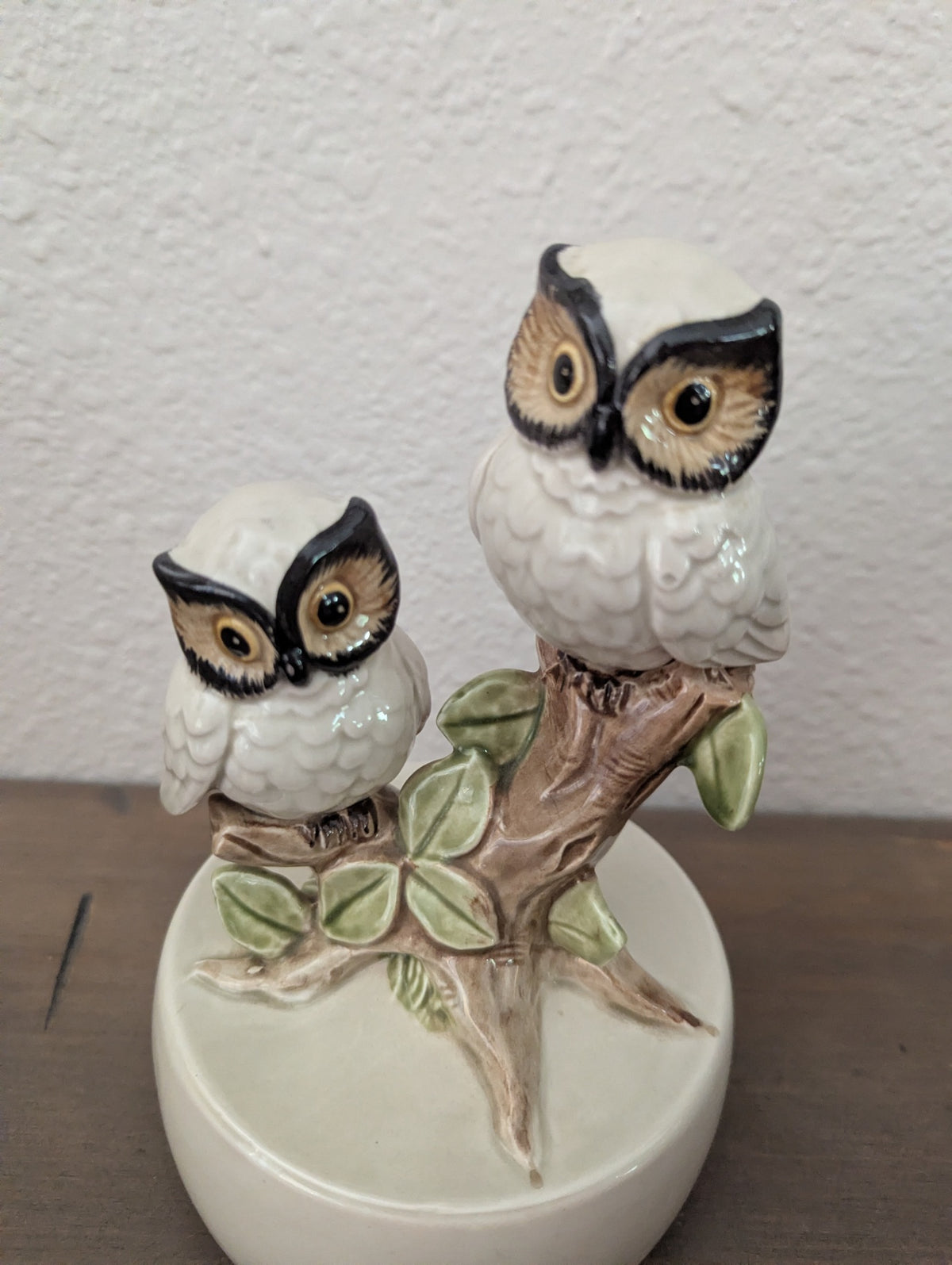 Vtg. Orltagiri Hand Painted Owl Music Box