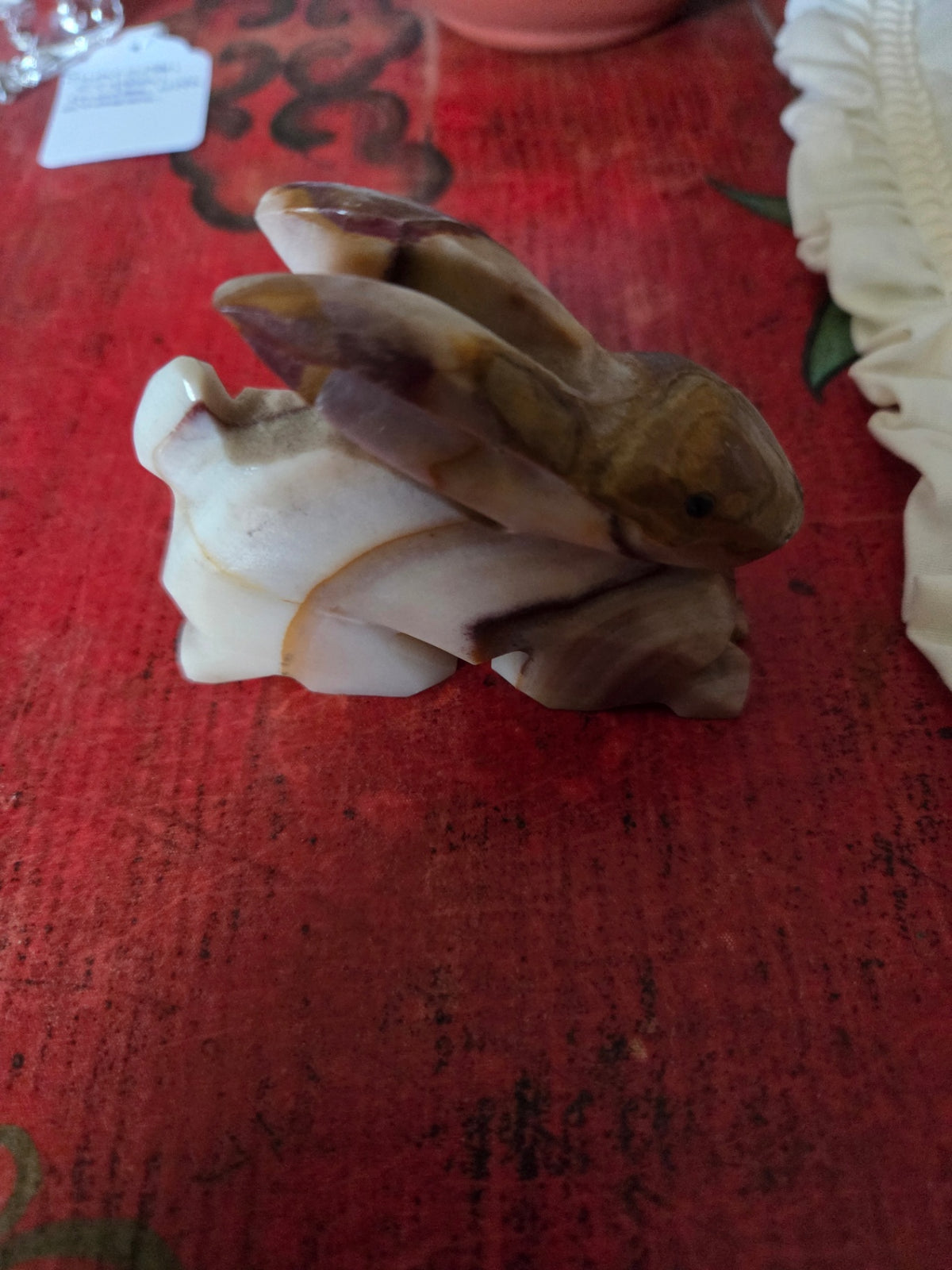 Carved onyx bunny