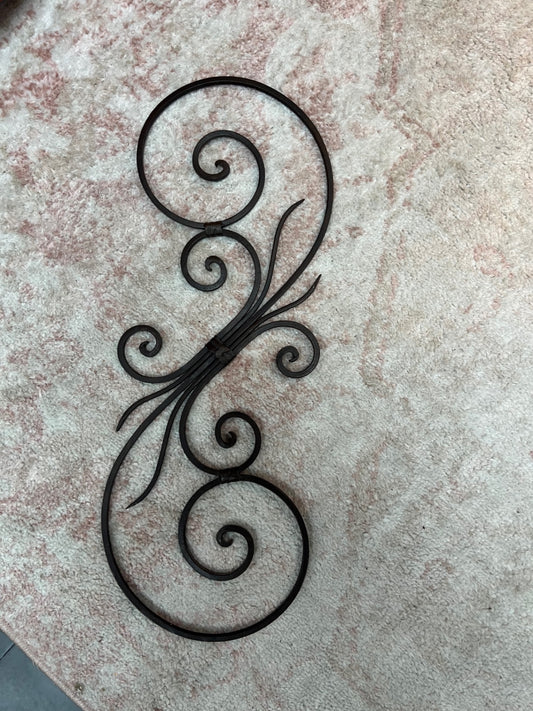 Brown Metal Wall Hanger 