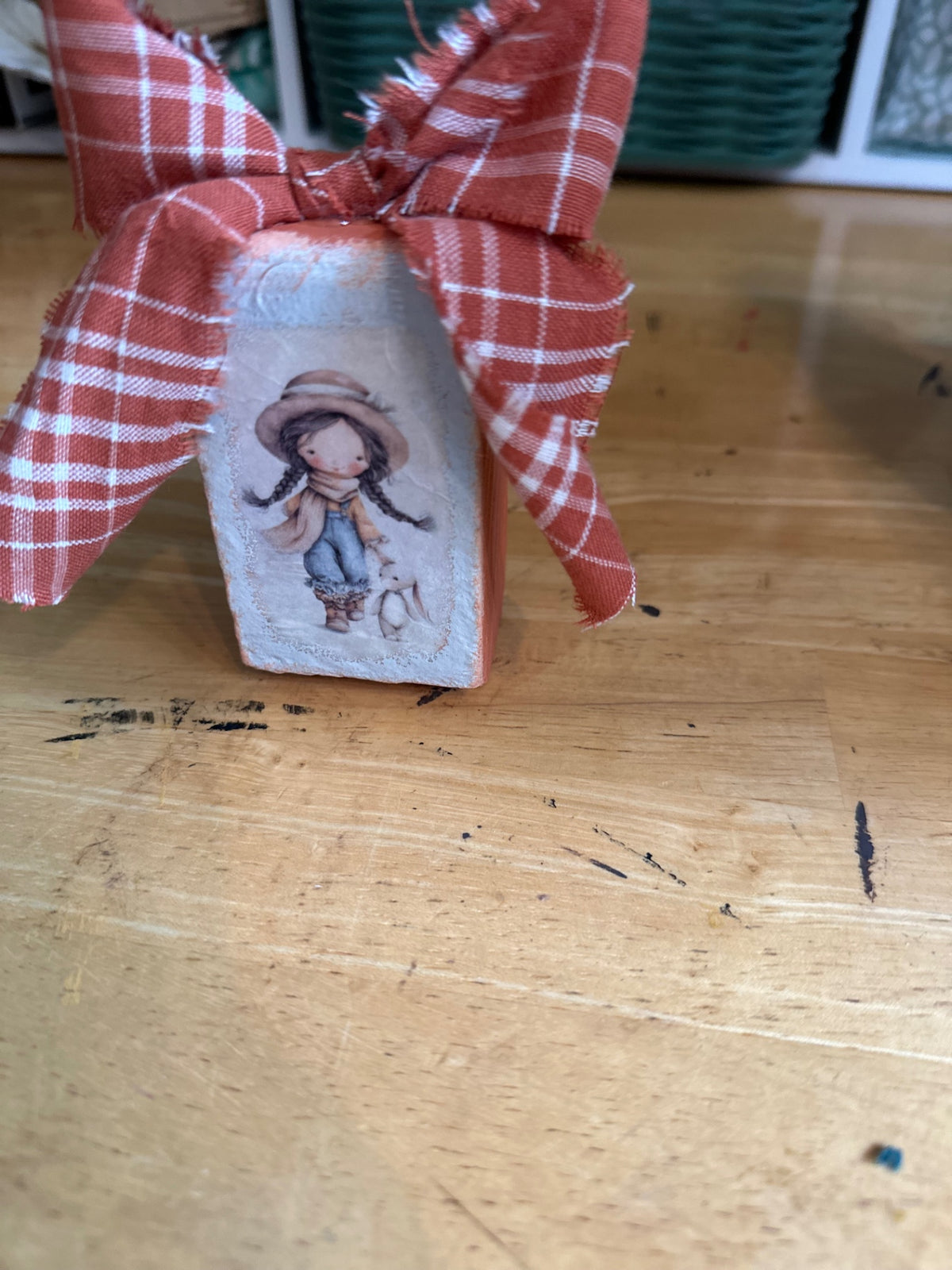 Small wood blocks with dolls