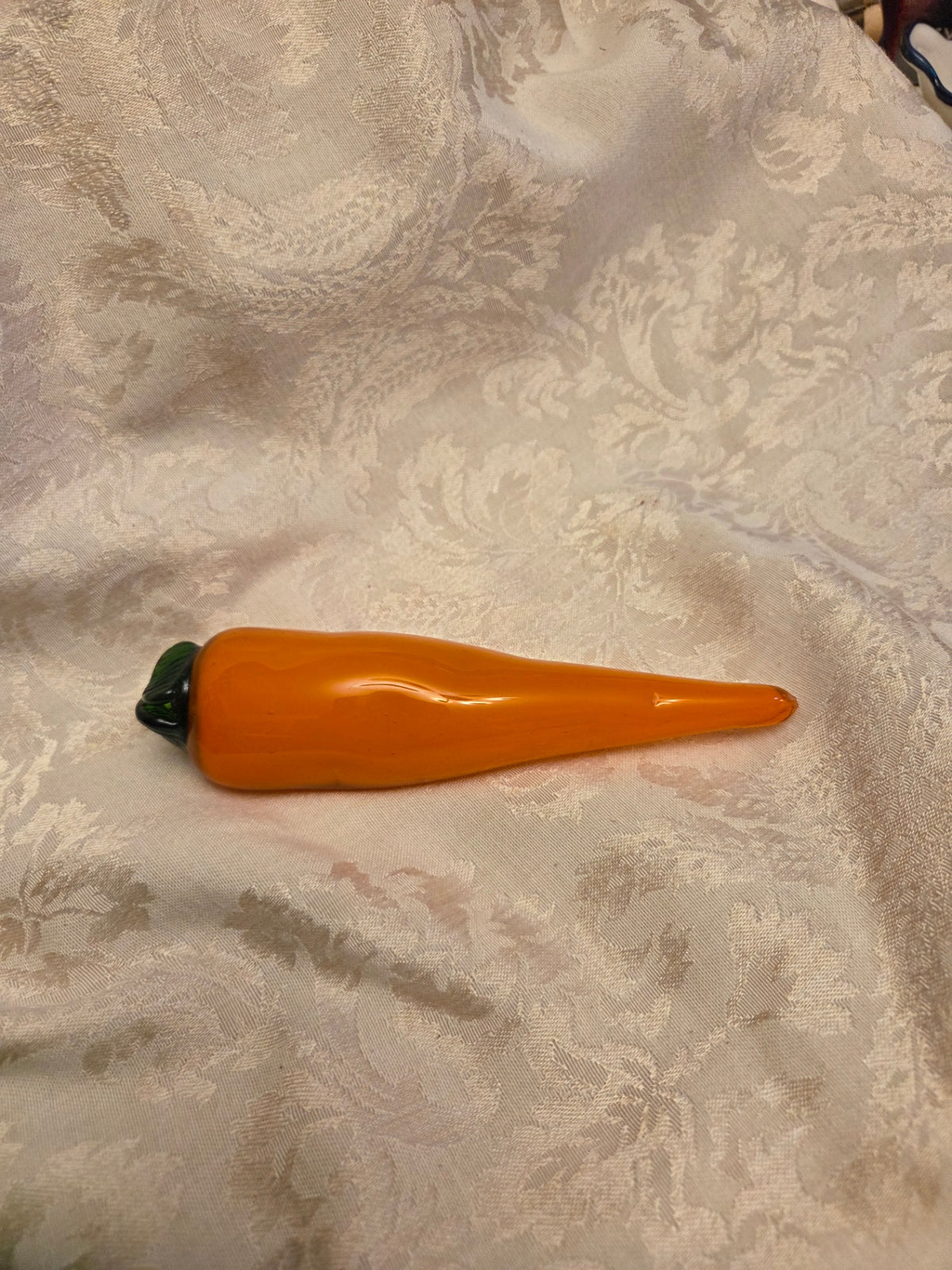 Glass carrot