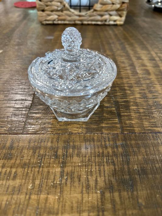 Small dish with lid