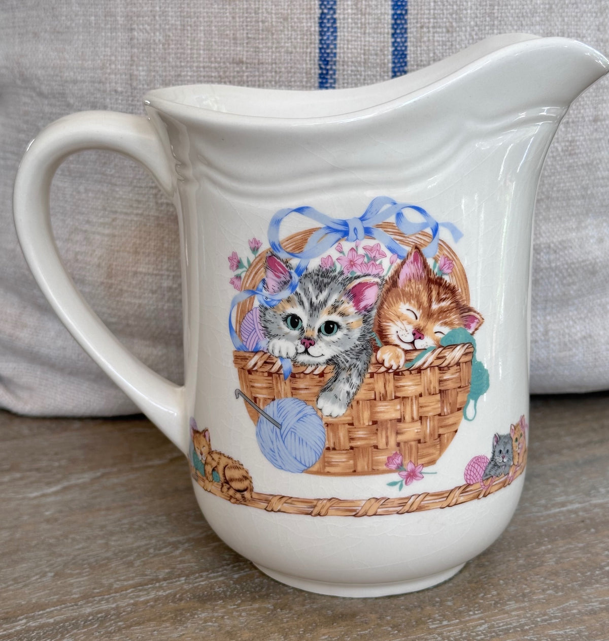 Vintage Tienshan Purfet friends pitcher 