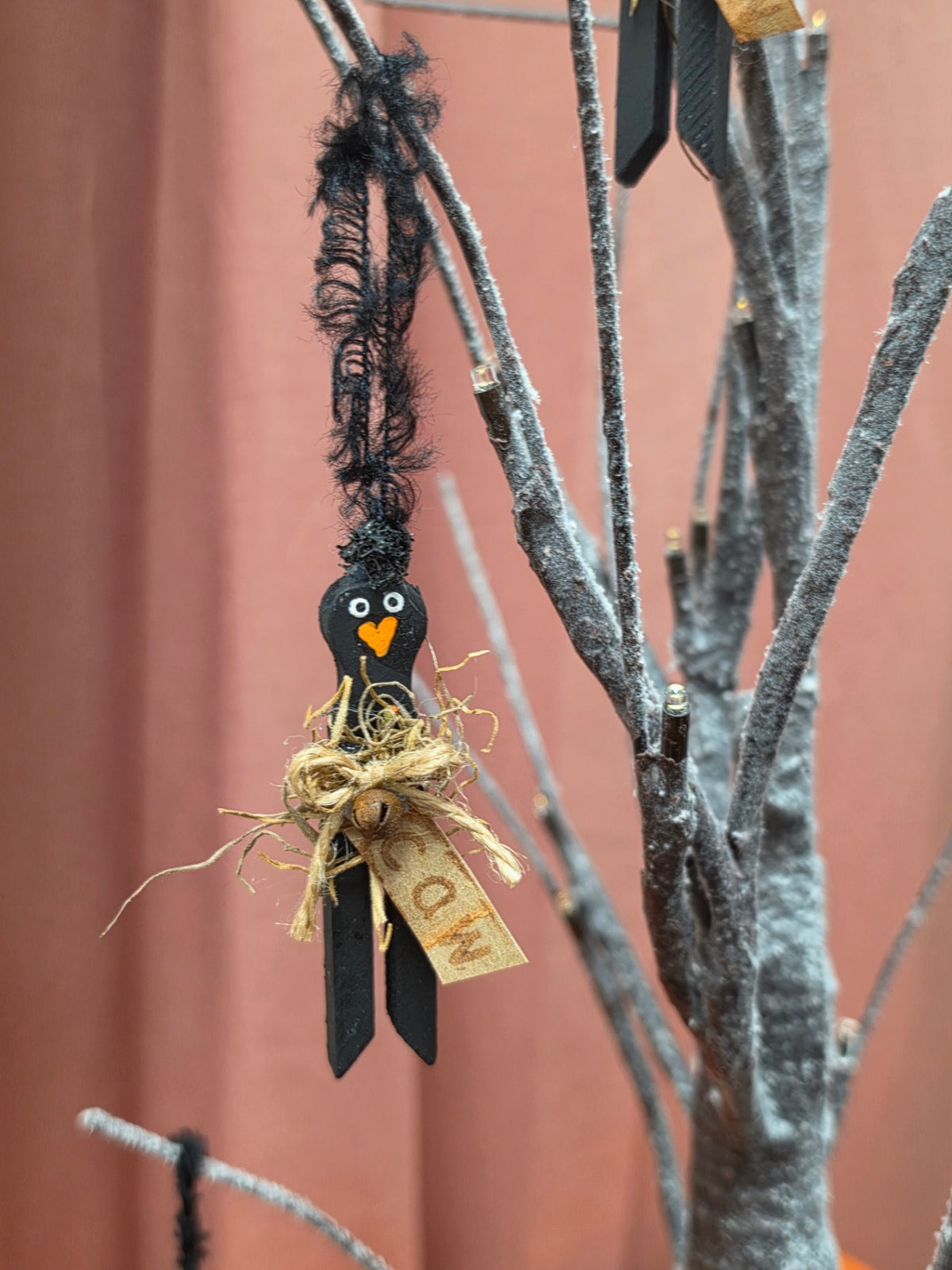 Crow ornament 