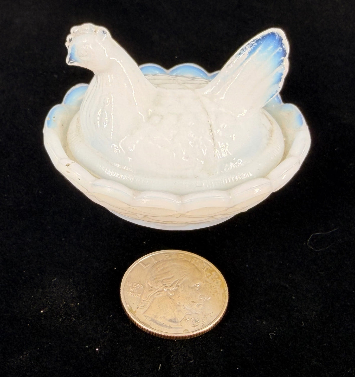Boyd 1979 Opaline Blue Salt Cellar Hen on Nest HON