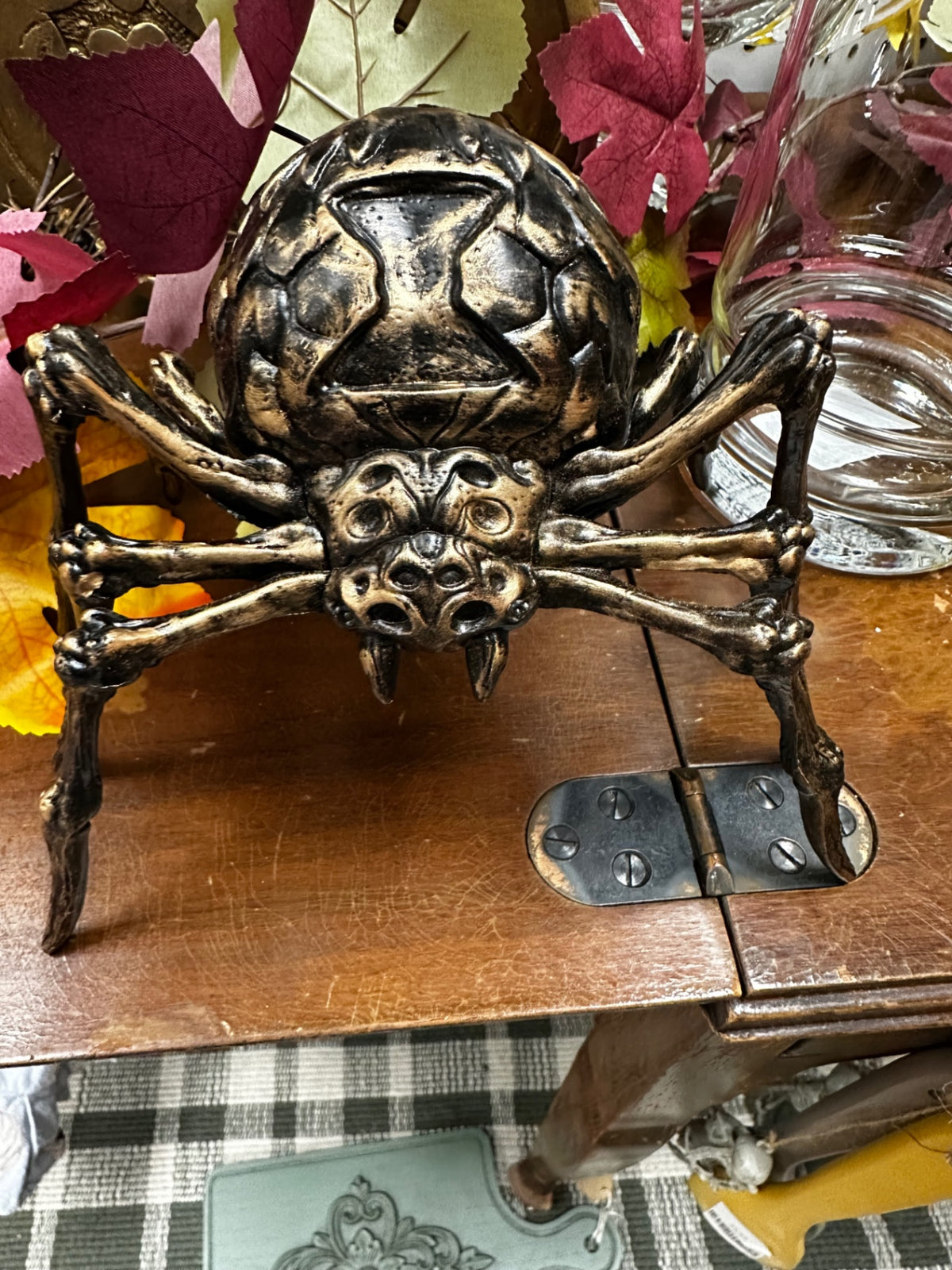Large spider 