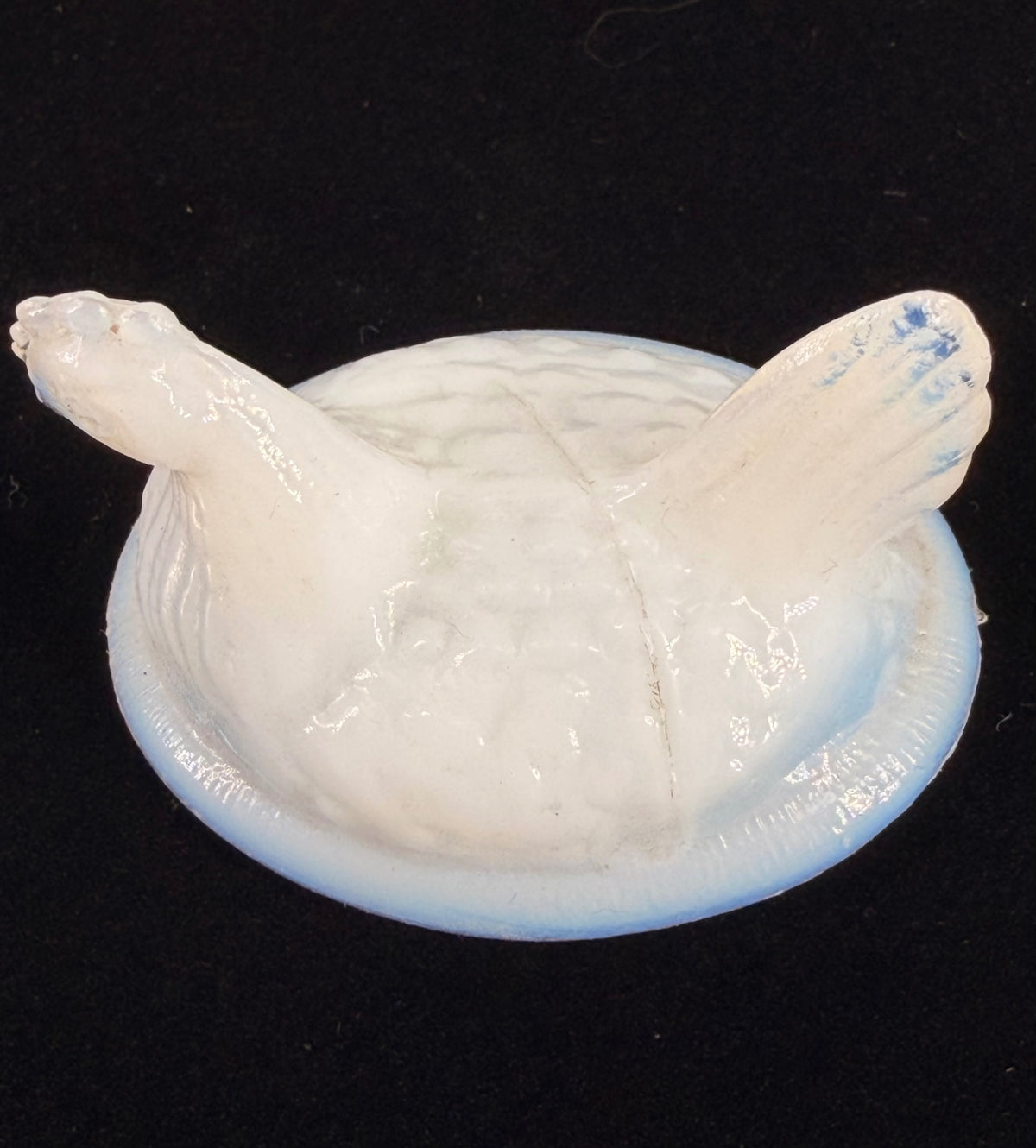 Boyd 1979 Opaline Blue Salt Cellar Hen on Nest HON