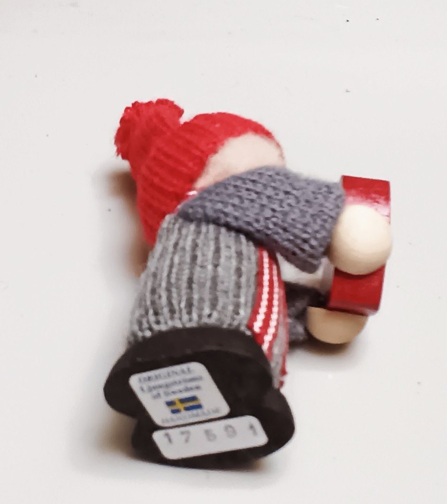 Original Ljungstrom Swedish Tomte- Mama w/Heart