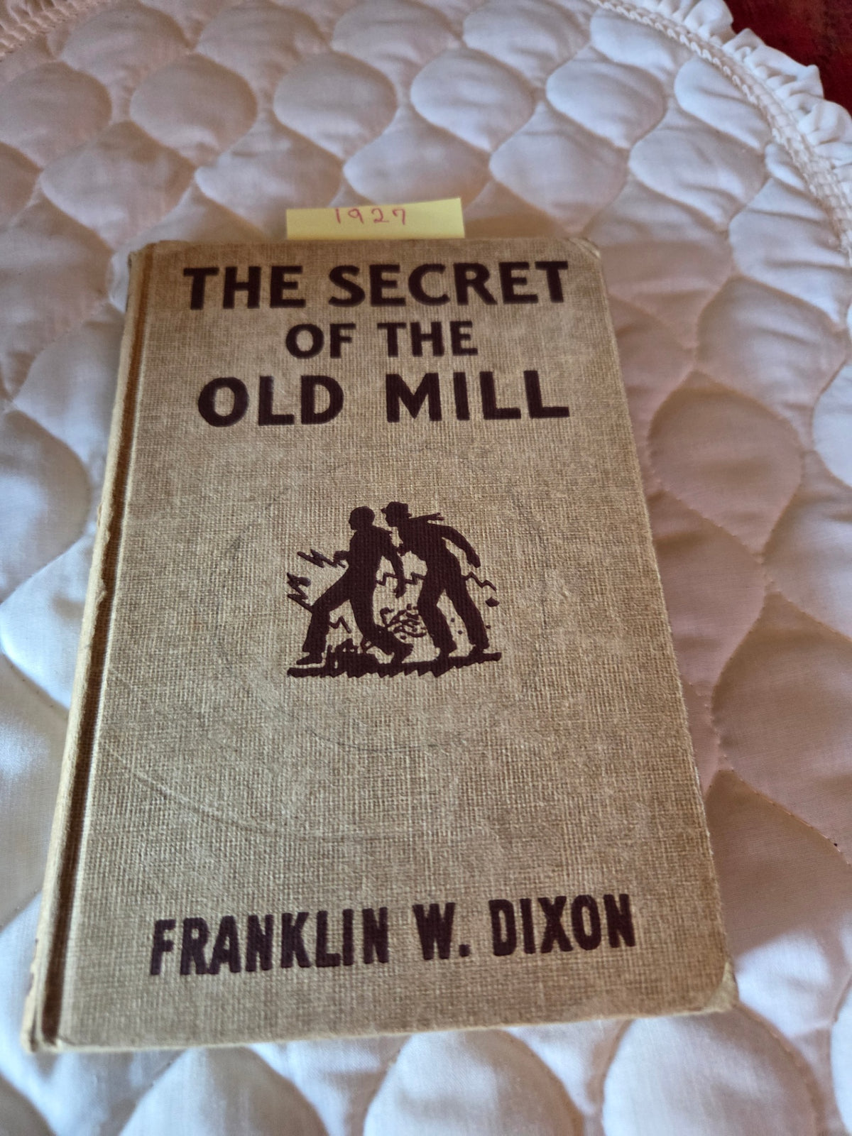 The secret of the old mill