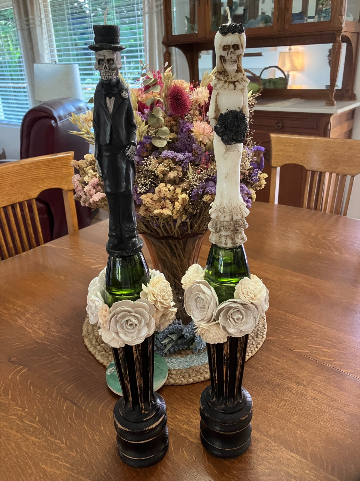 Pr. Gothic Candlesticks