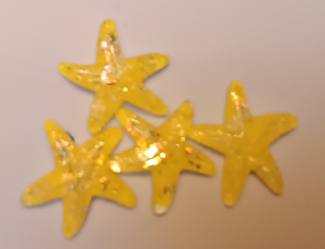 4 Tiny Resin Starfish