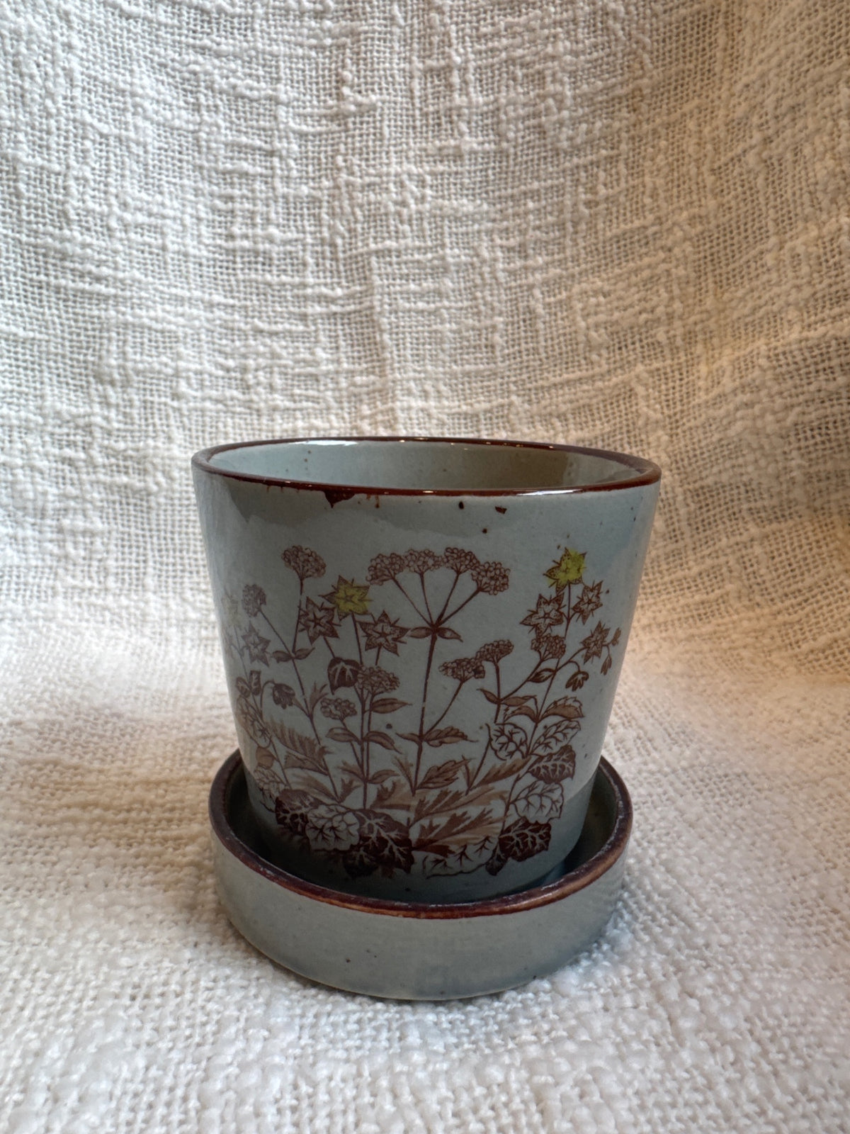 Mid-Century Japanese ceramic flower pot w/ saucer 