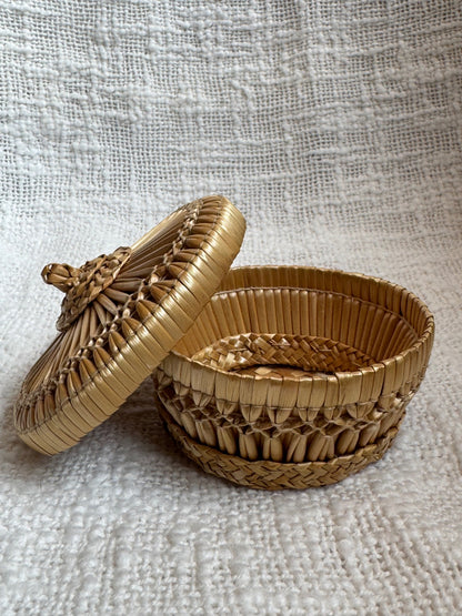 Small woven lidded basket