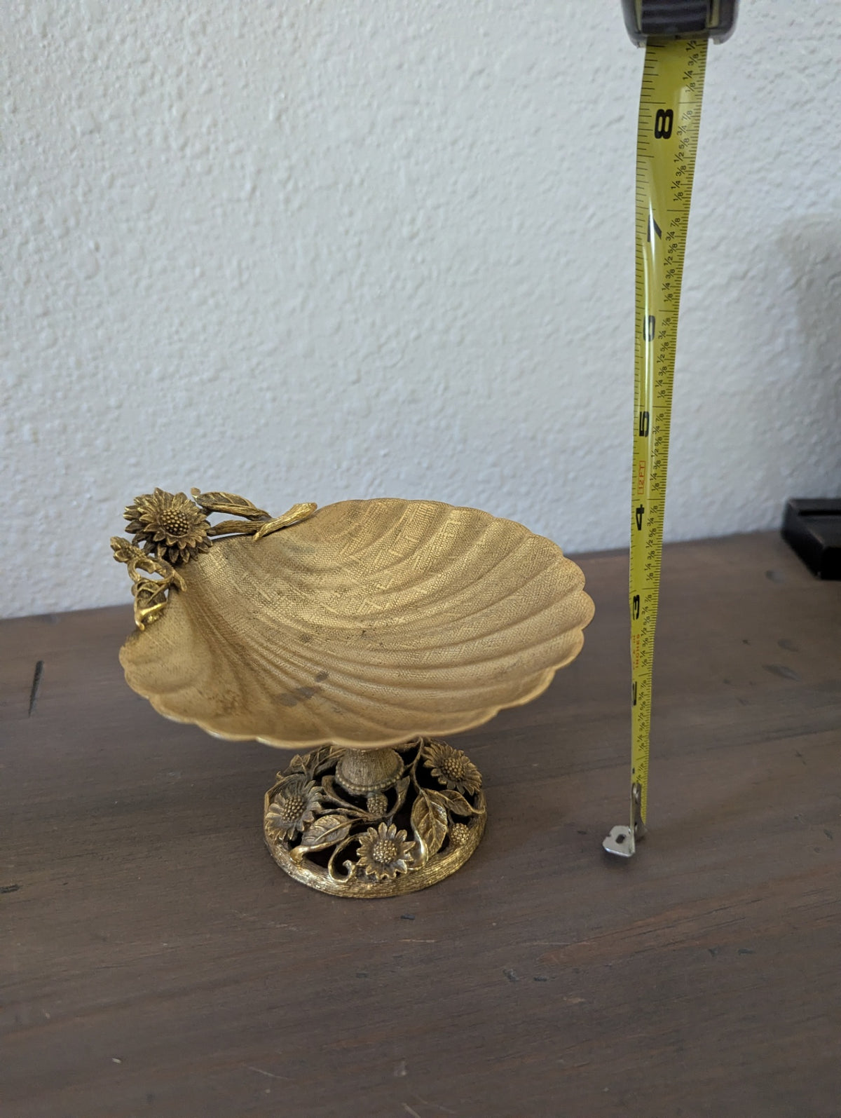 Vtg. Hollywood Regency Metal Sea Shell Pedestal Vanity Dish
