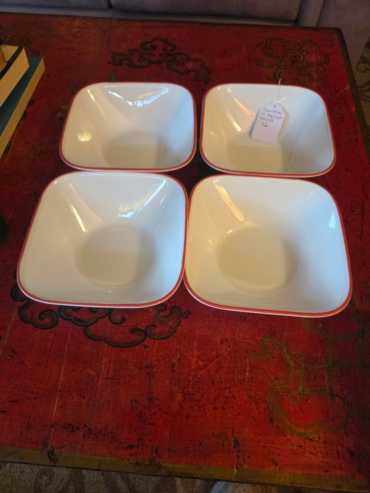 4 Corelle square bowld