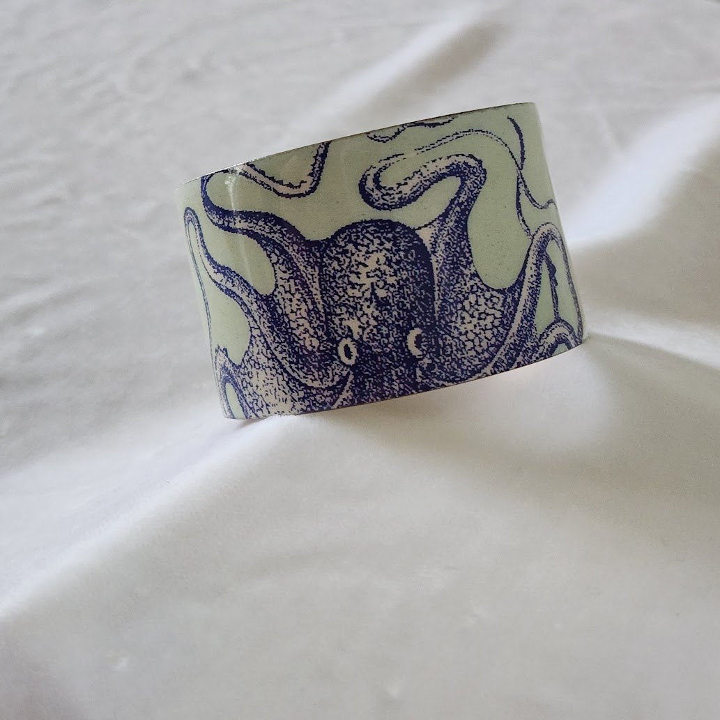 Vintage Two's Company Octopus Cuff Bracelet