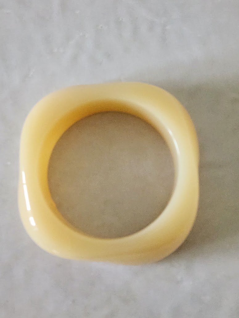 Vanilla Art Deco Revival Postmodern Resin Bangle Bracelet