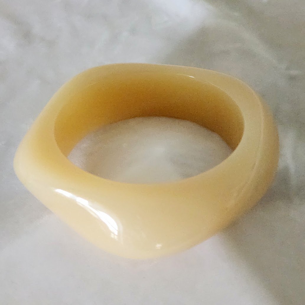 Vanilla Art Deco Revival Postmodern Resin Bangle Bracelet