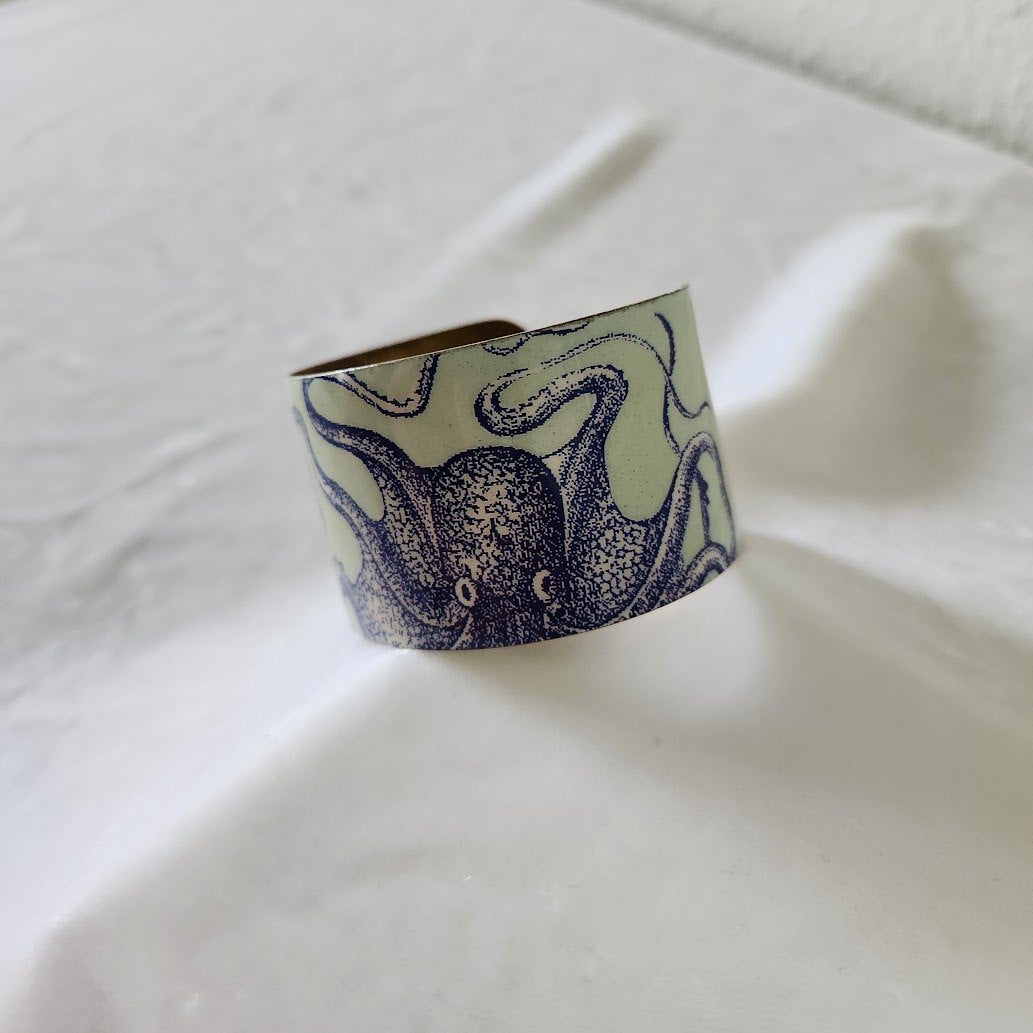 Vintage Two's Company Octopus Cuff Bracelet