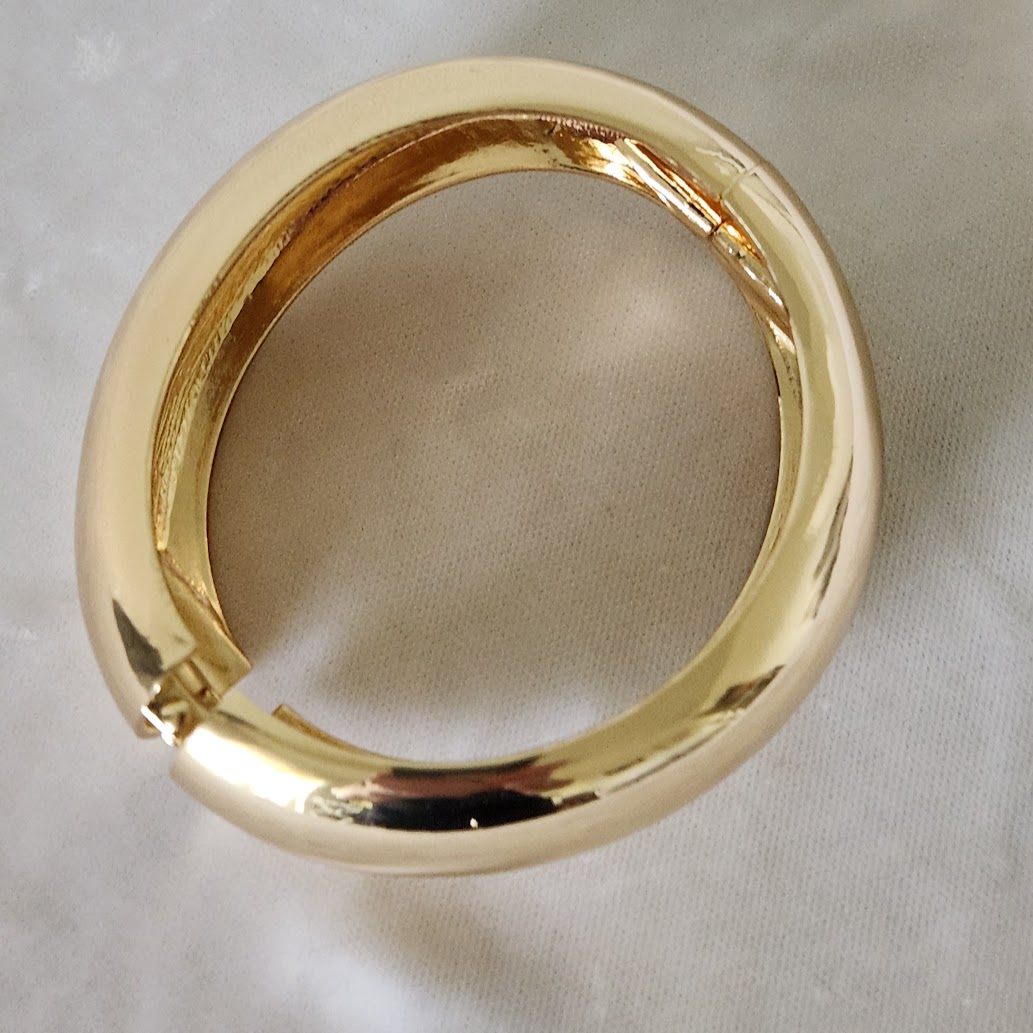Golden Wave-Form Postmodern Hinged Bangle Bracelet