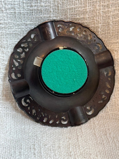 vintage copper-tone or brass Las Vegas roulette wheel spinning ashtray, 1970s.