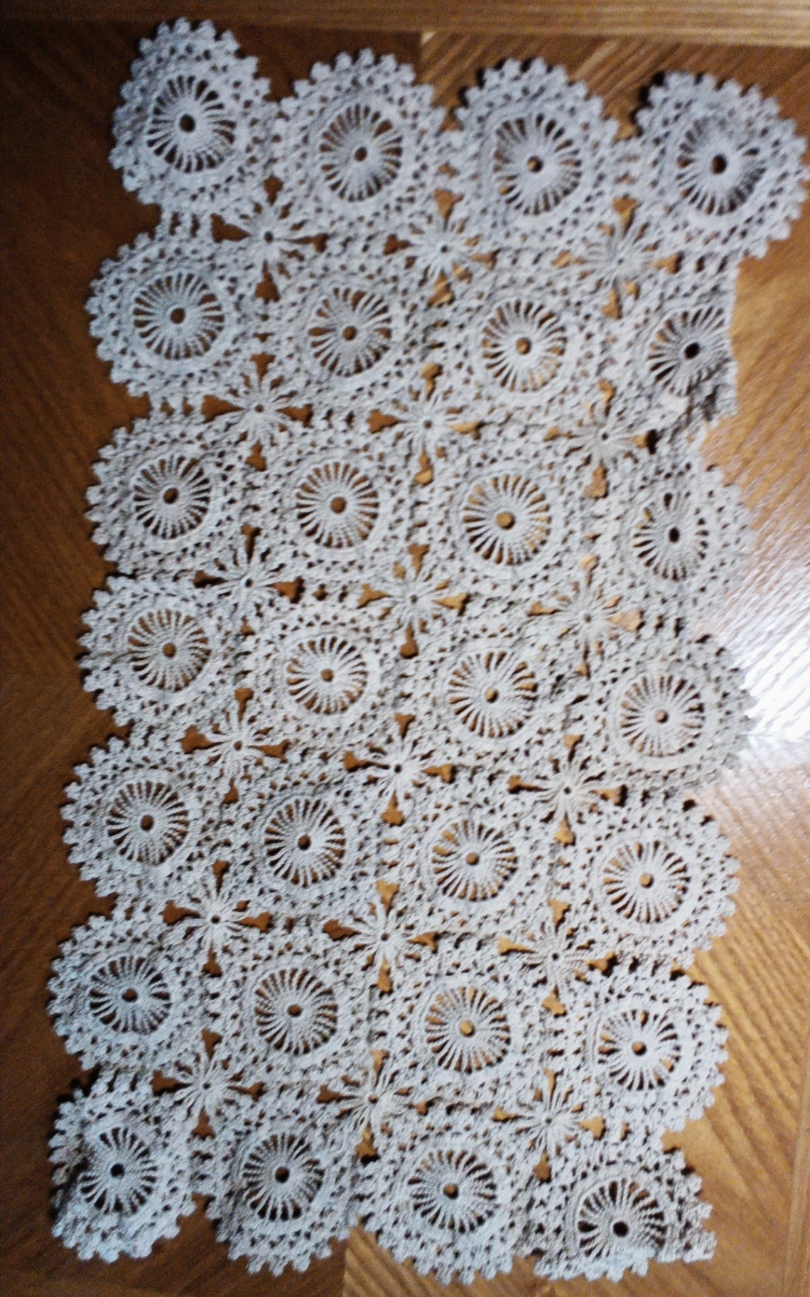 Vintage Handmade Ecru Placemat or Table Scarf 16" x8"
