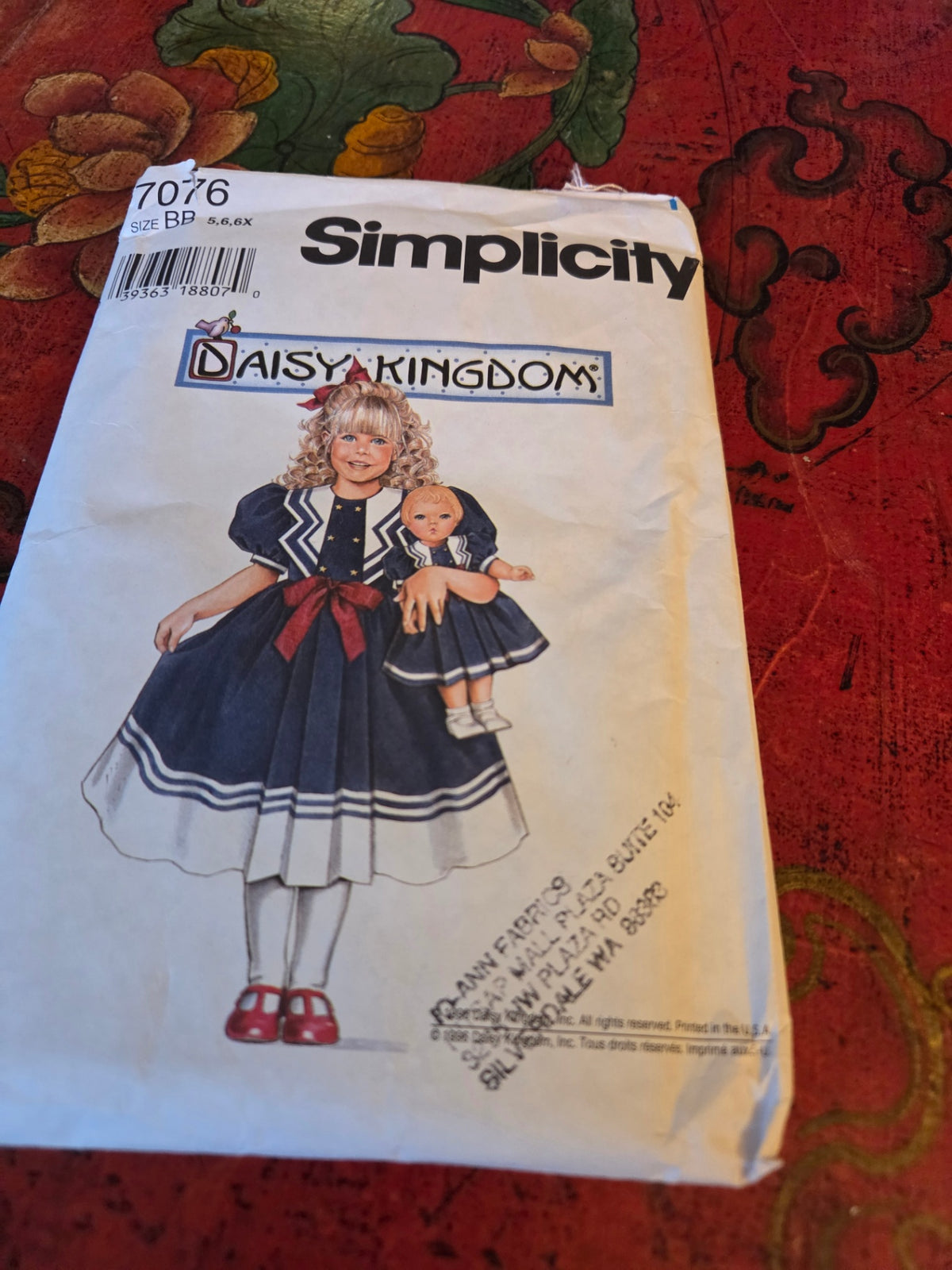 Unused Daisy Kimgdom pattern