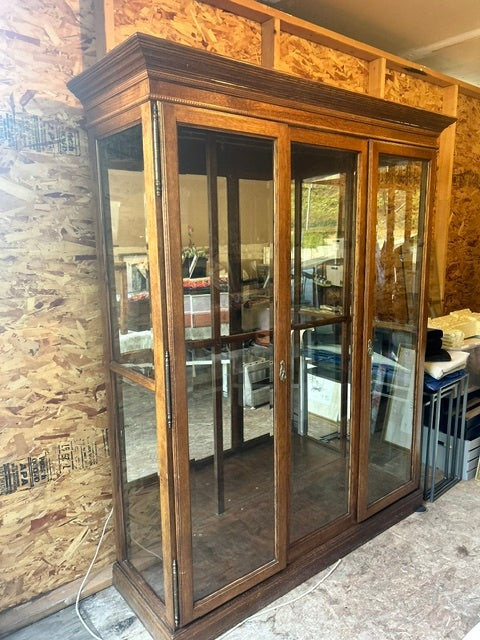 china cupboard