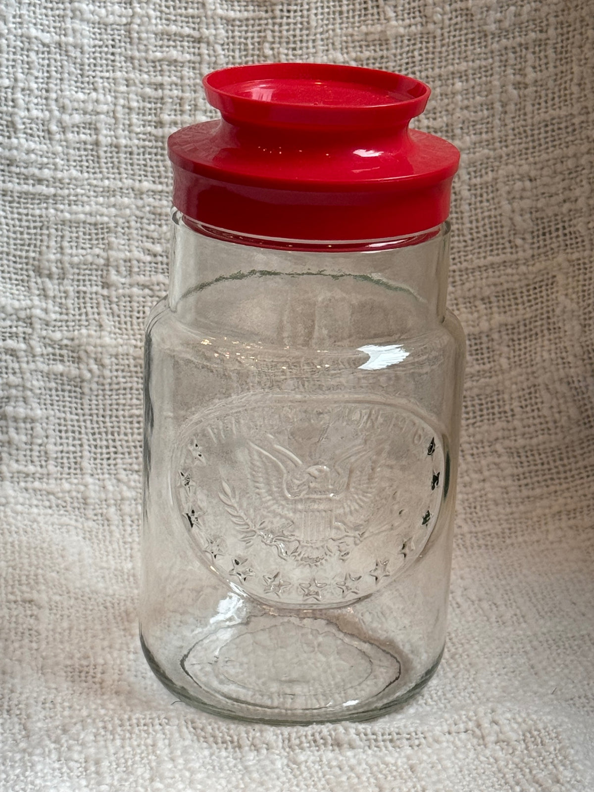 Vintage anchor hocking glass canister w/ red lid 1976 Maxwell house coffee 