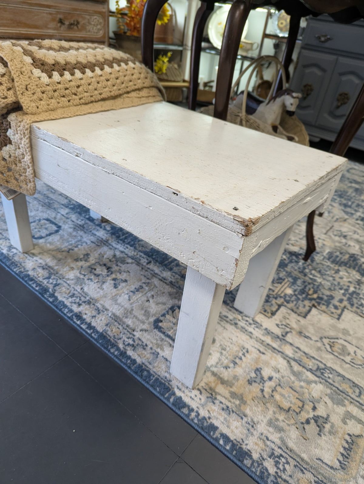 Vtg. Farmhouse Chippy Table