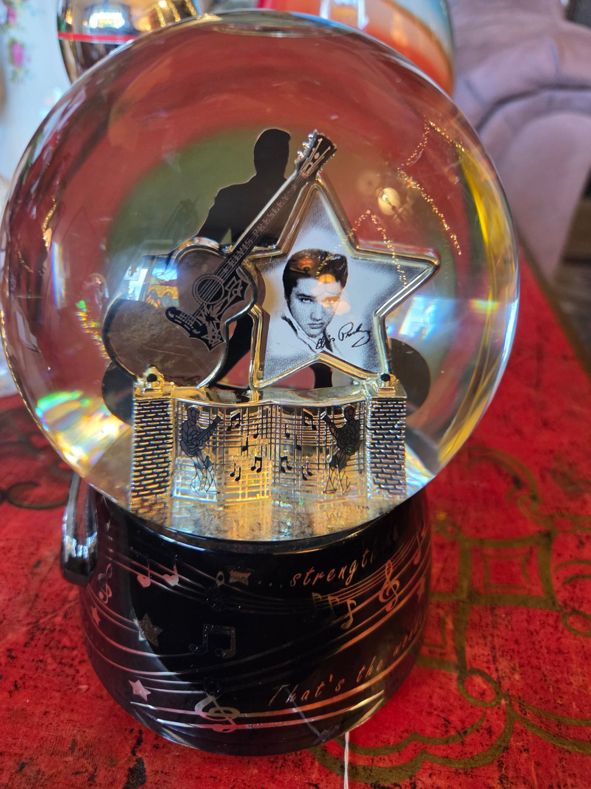 Elvis musical globe