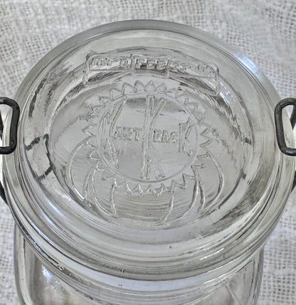 Rare pre-1921 antique Queen Square quart jar