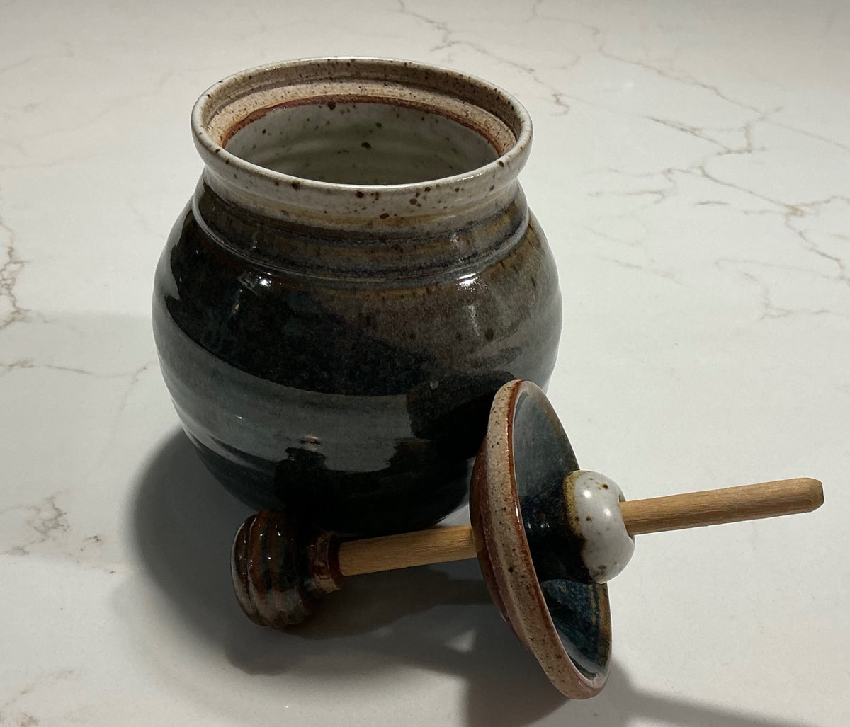 Handcrafted Honey Pot w/ Lid & Dipper