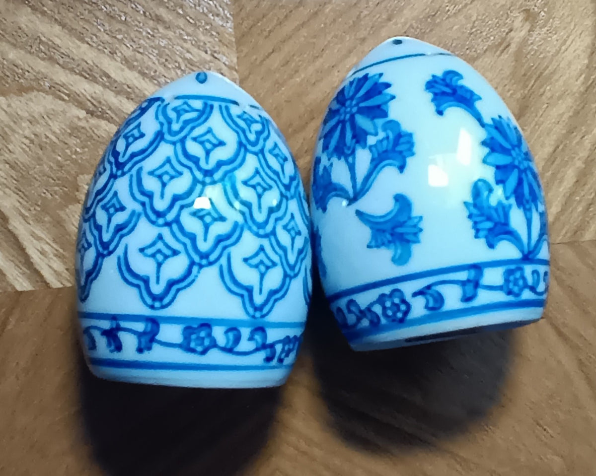 Blue & White Motif Salt & Pepper