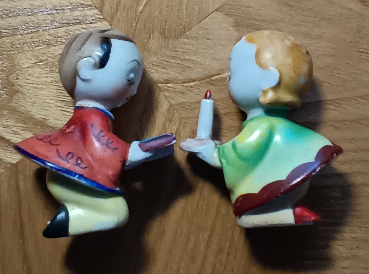 Antique Salt & Pepper Set Kneeling Children