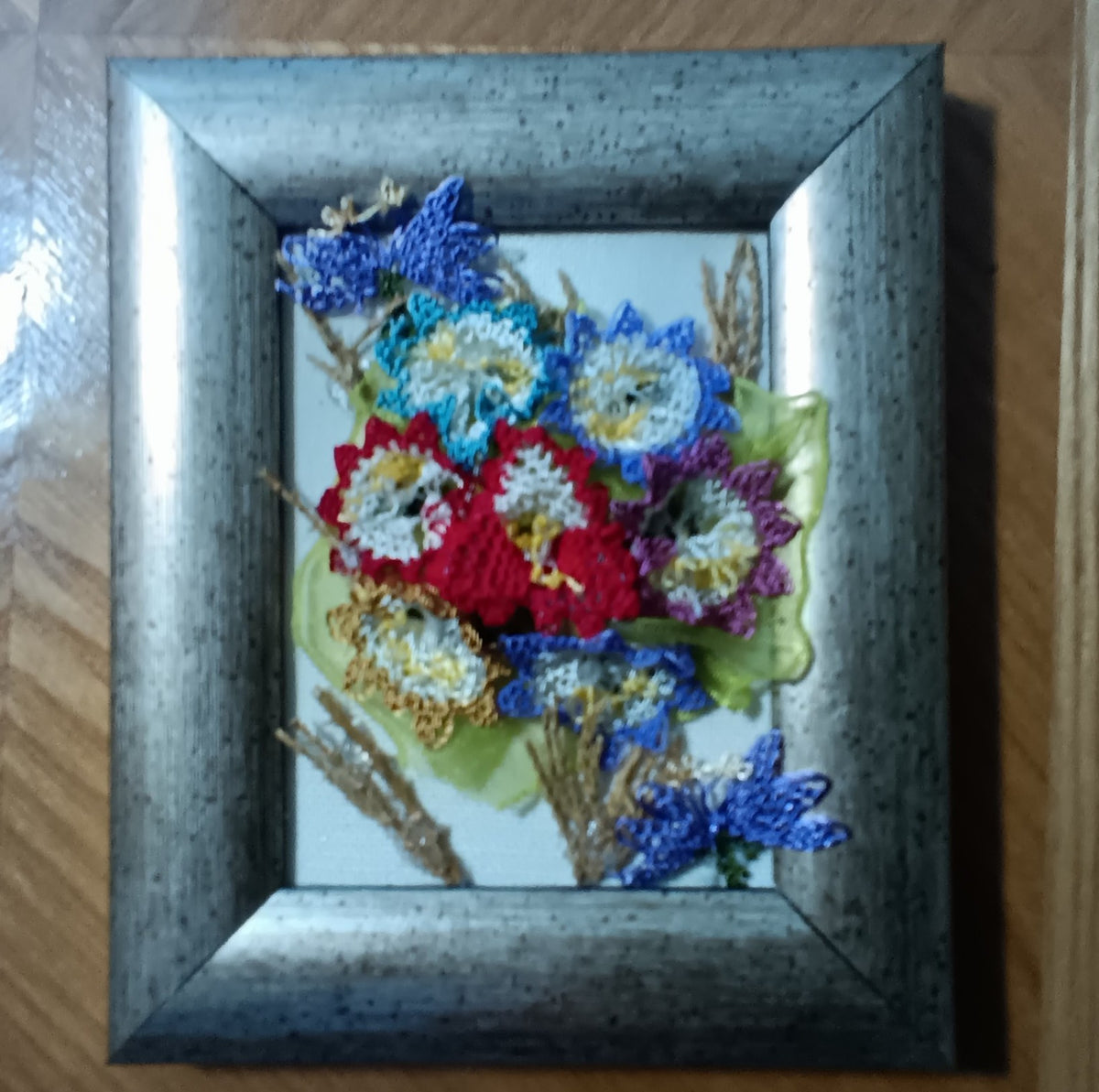 Adorable Creation of Hand Tatted Flowers 