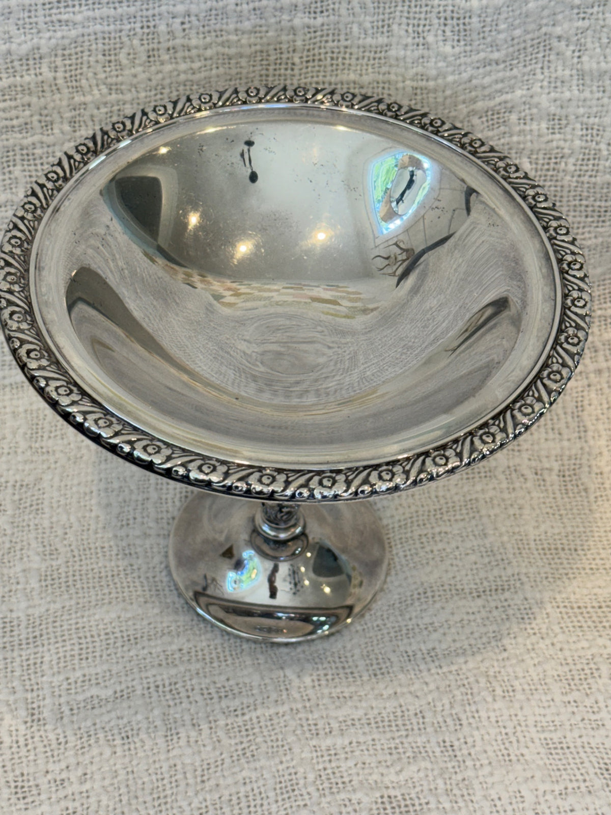 Oneida ParkLane Silver plated pedestal compote bowl 