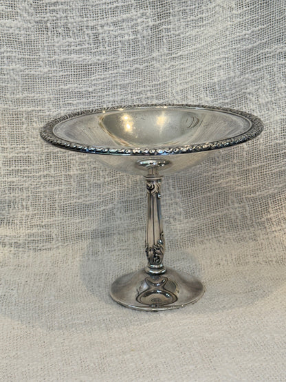 Oneida ParkLane Silver plated pedestal compote bowl 