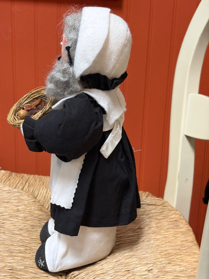 Paper mache Pilgrm (Female)