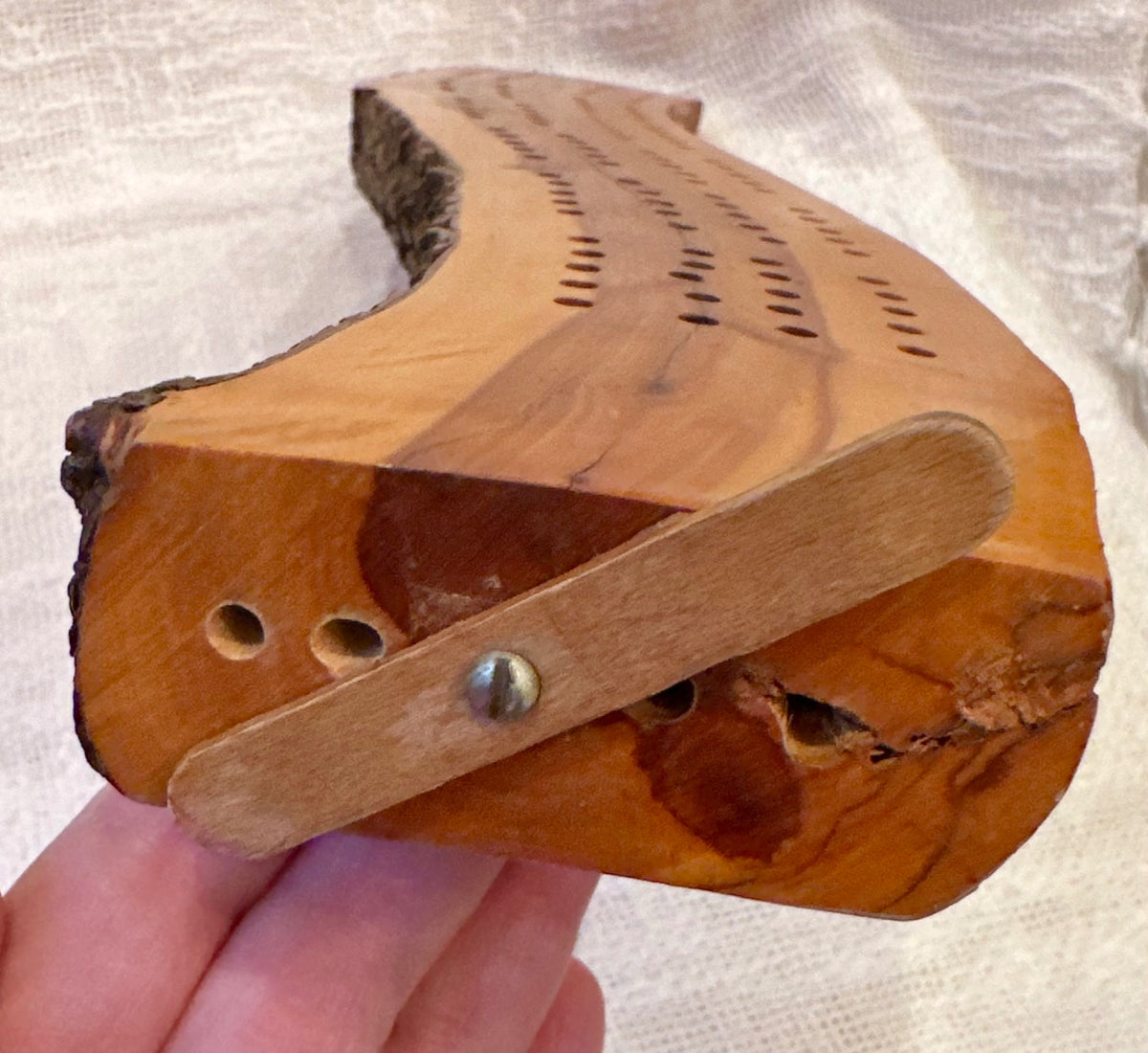 C. 1960 Mahogany cribbage board hand made