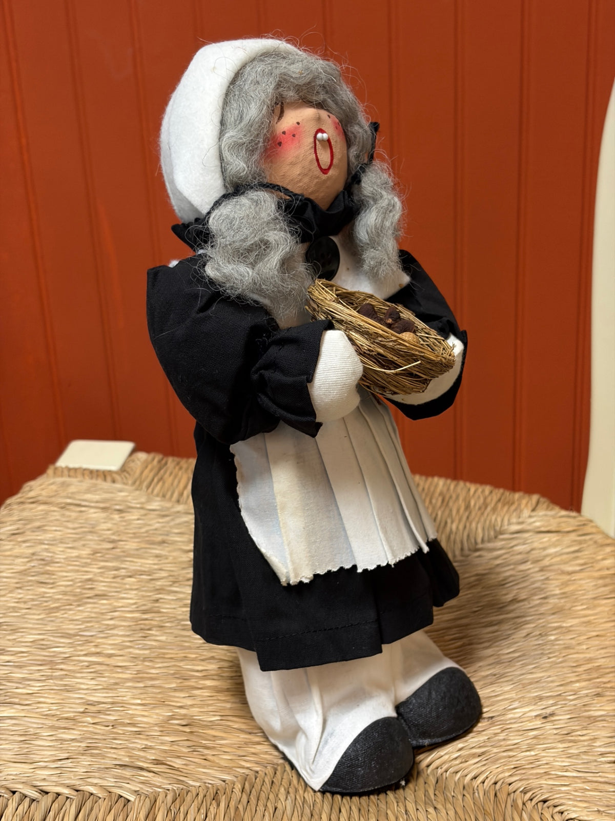 Paper mache Pilgrm (Female)